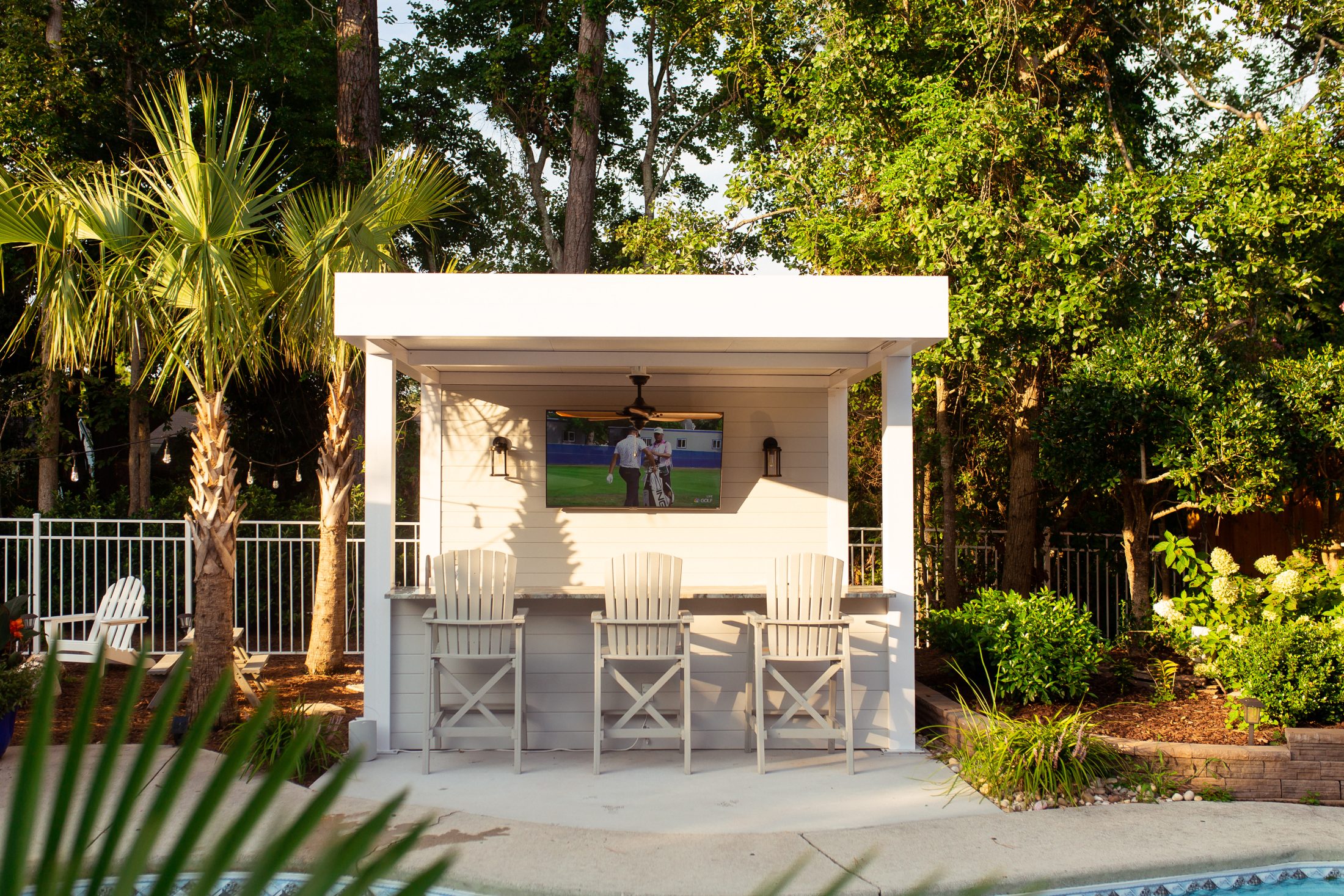 White R-Shade pergola with clean modern design