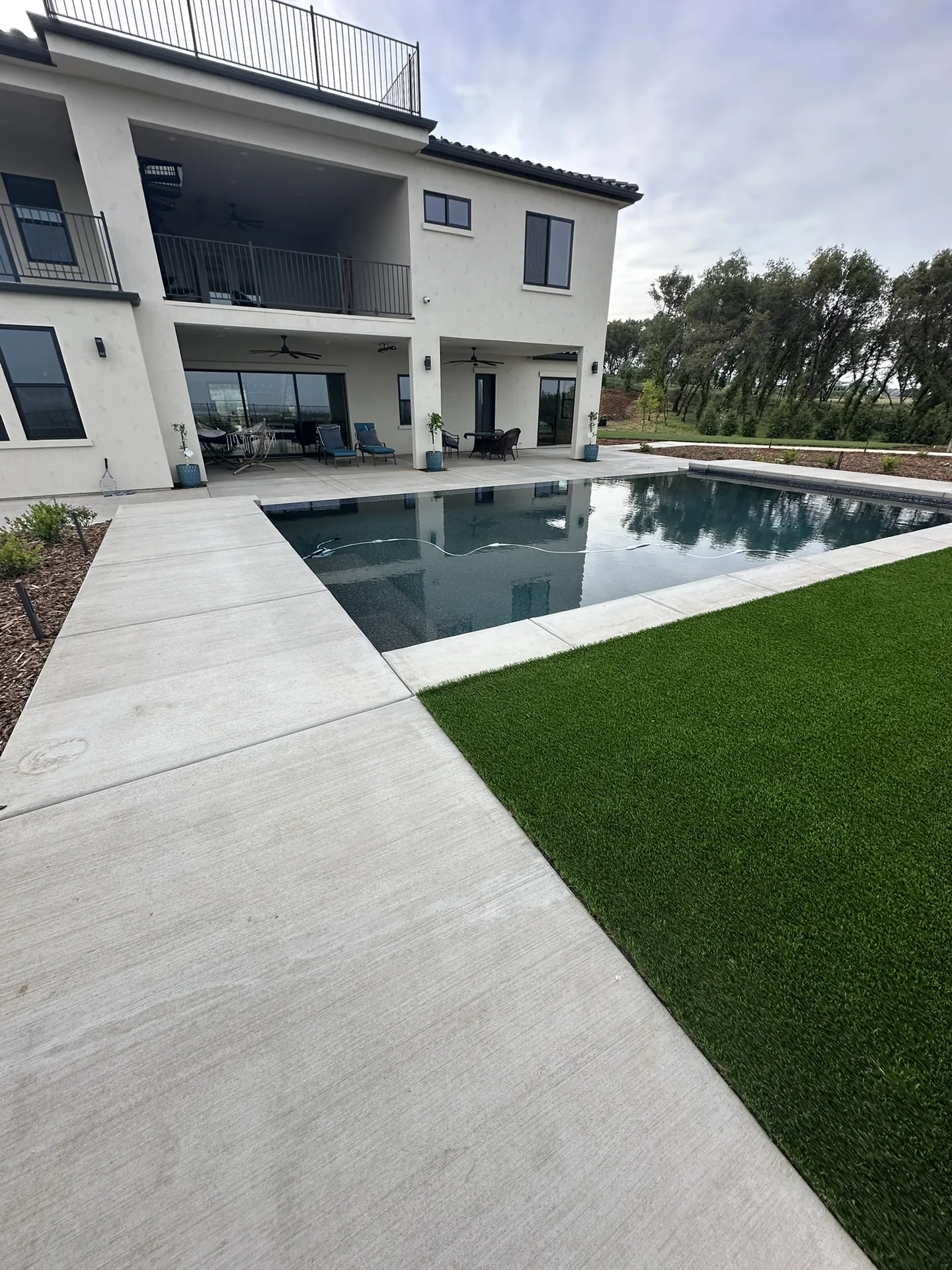 Patios & Outdoor Living Areas